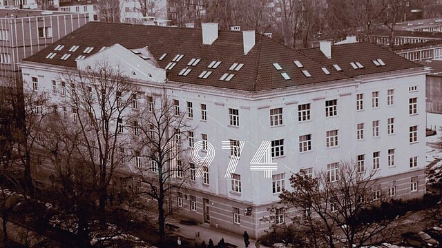 Zdjęcie historyczne budynku wydziału z roku 1974