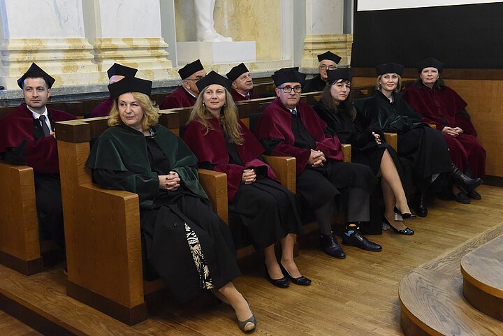 zdjęcie proferosów na auli